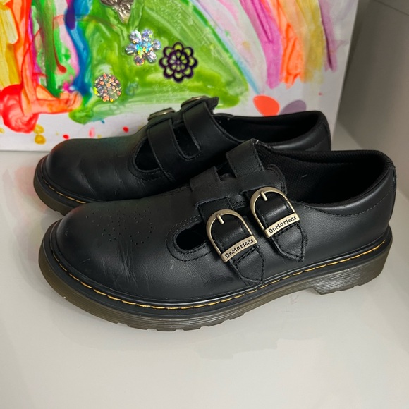 Little Girl’s Dr Martens shoes - Picture 8 of 10